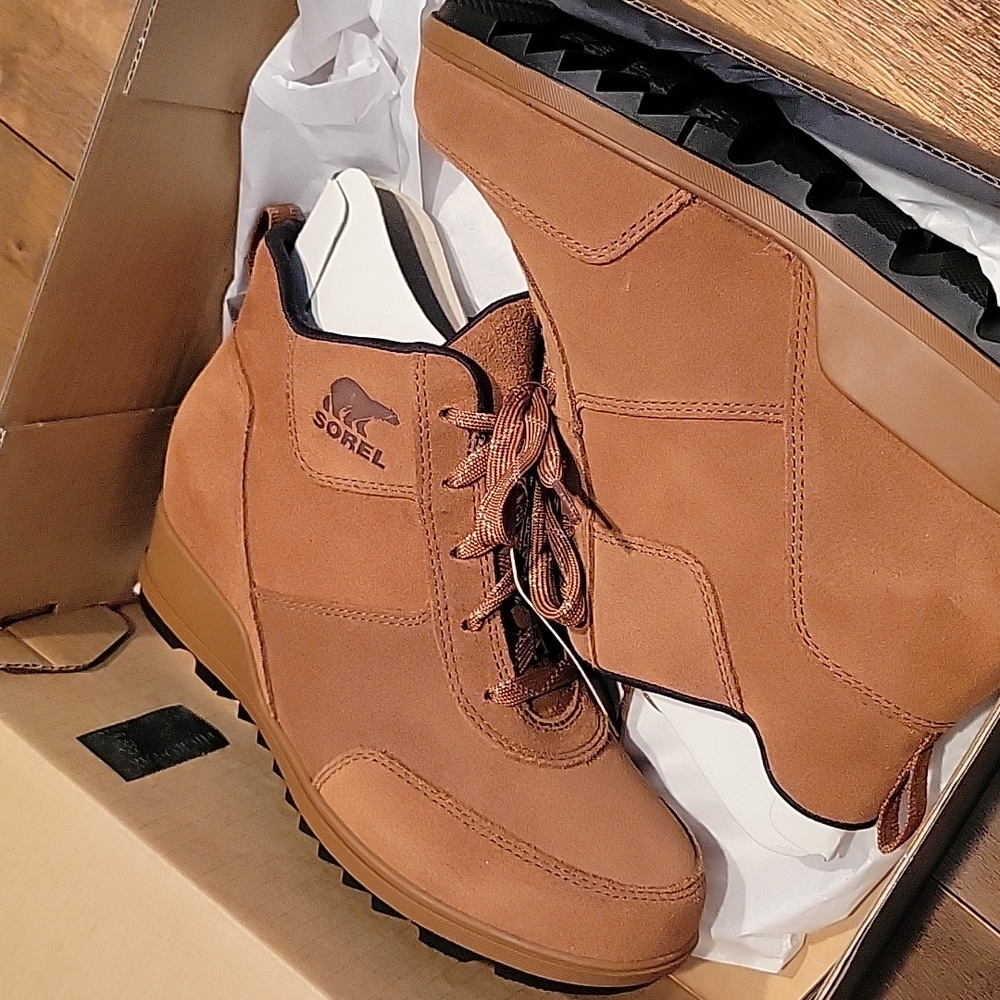 Sorel Evie Lace Boots